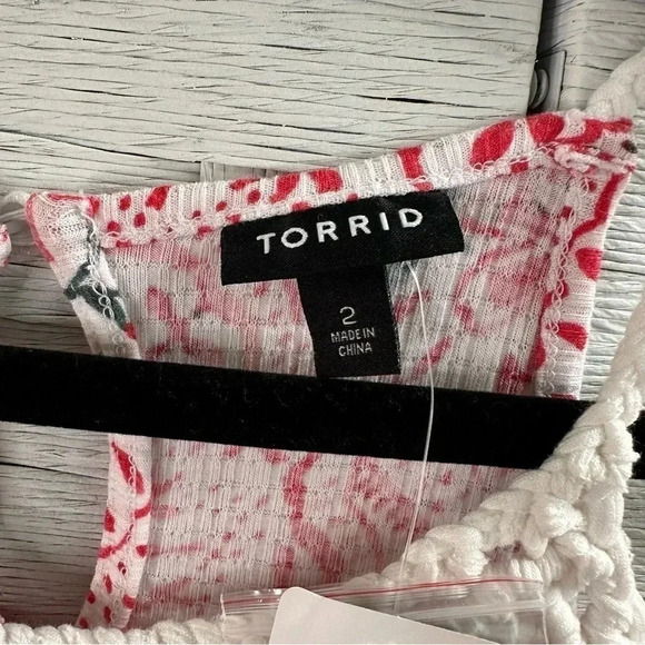 Torrid Crochet Tank top NWT pink & green plus size2X pit-pit 22” shoulder-hem31” - Picture 3 of 6